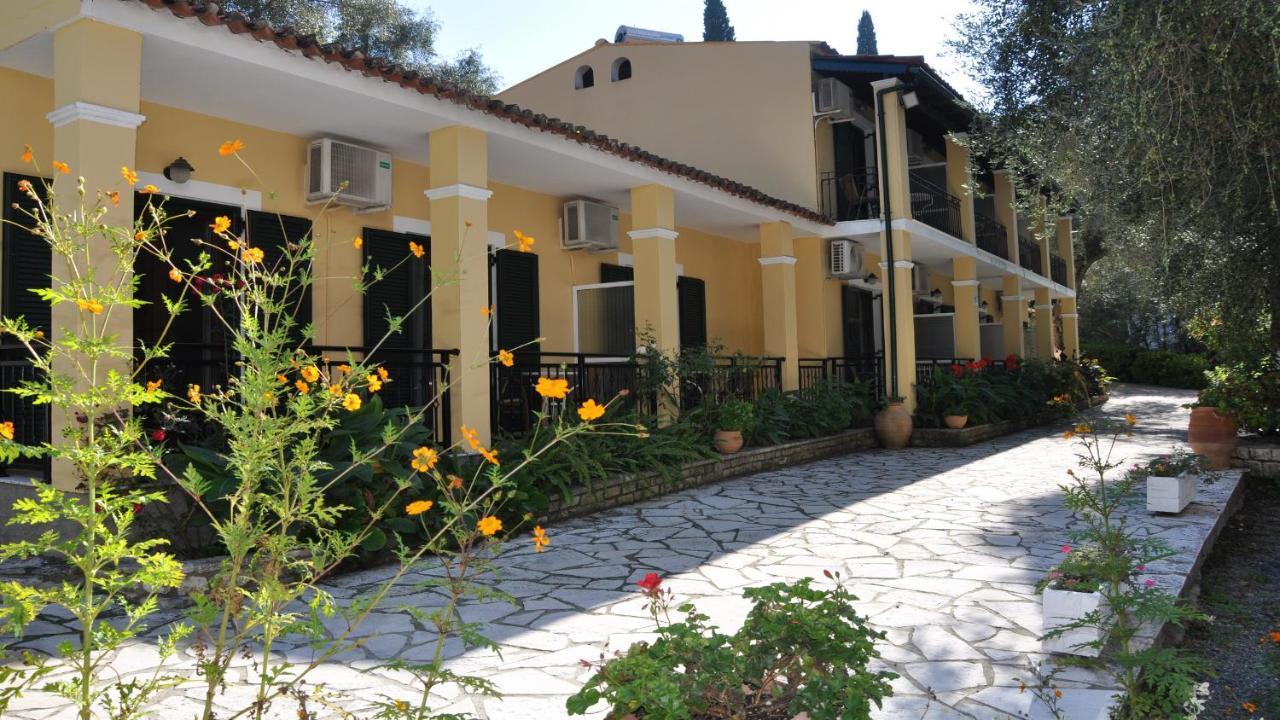 Villa Katerina Apartments Liapades Extérieur photo