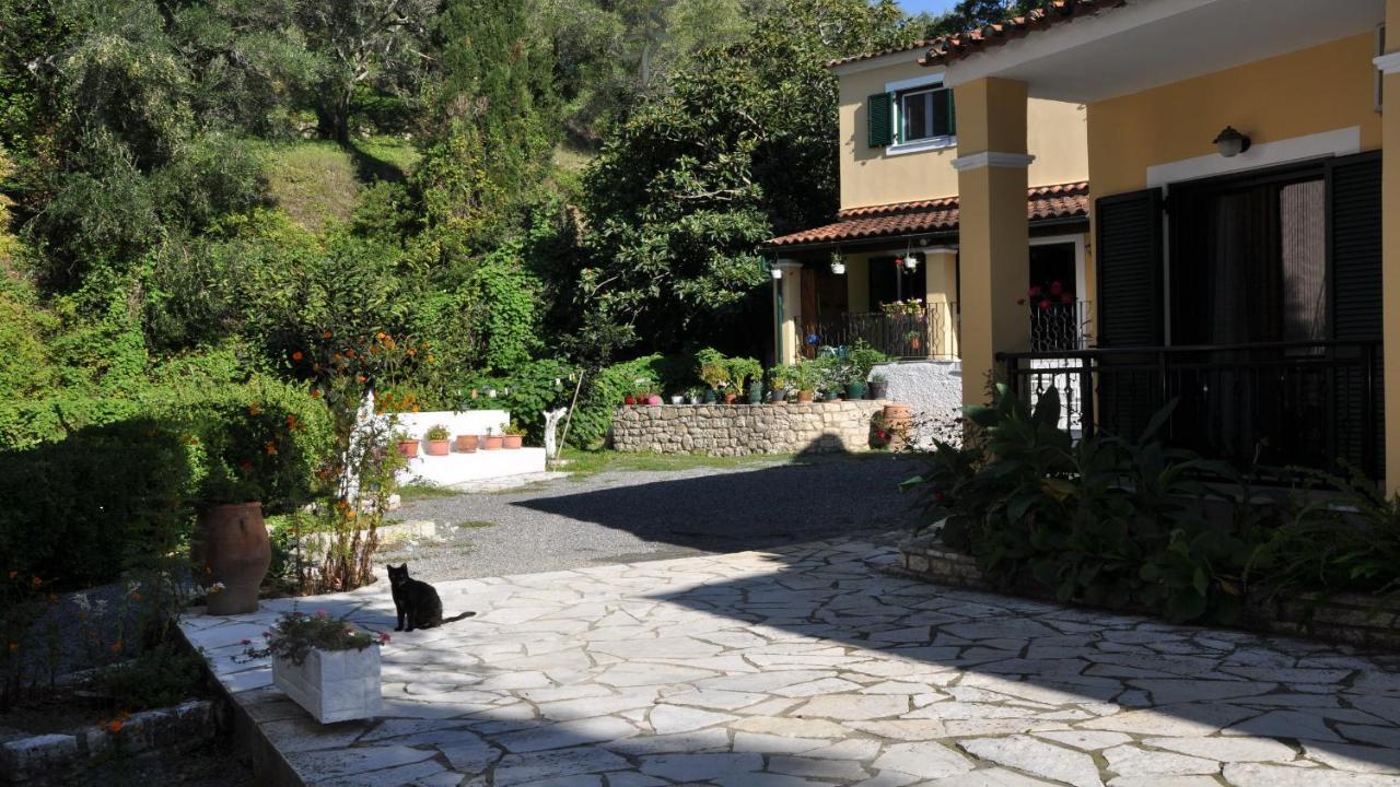 Villa Katerina Apartments Liapades Extérieur photo