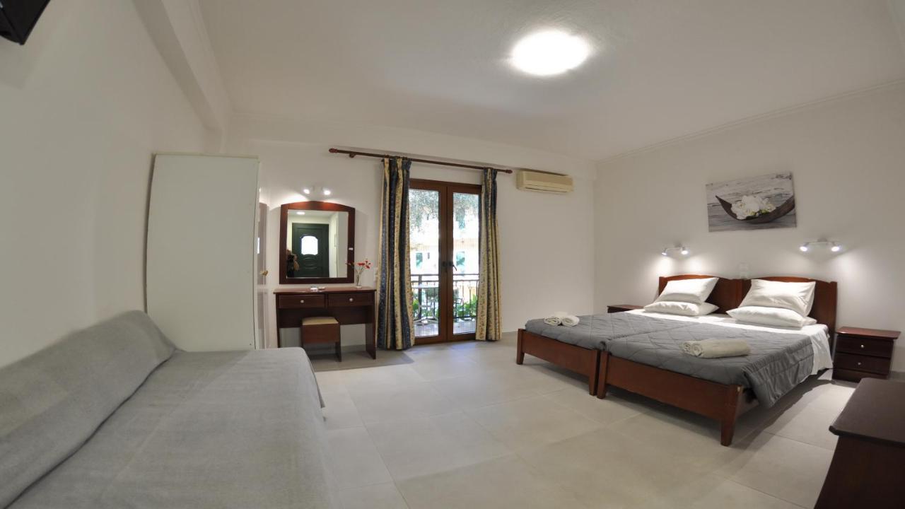Villa Katerina Apartments Liapades Extérieur photo