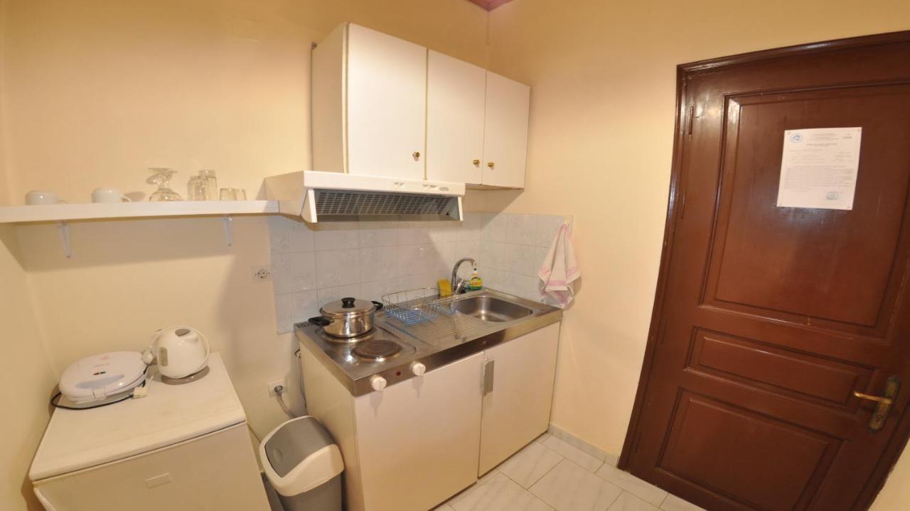 Villa Katerina Apartments Liapades Extérieur photo