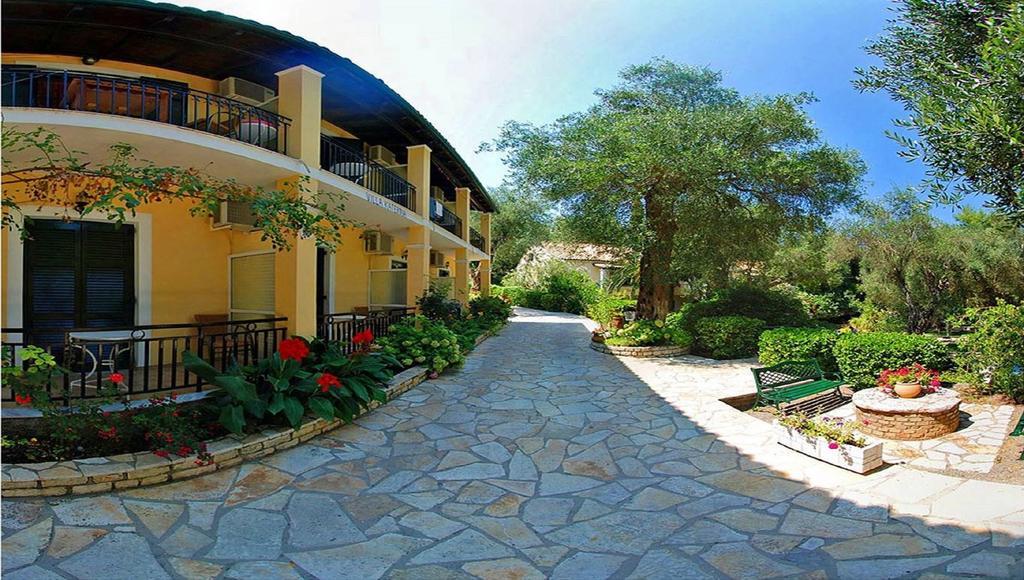 Villa Katerina Apartments Liapades Extérieur photo